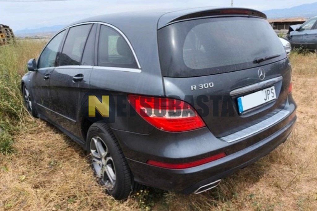 Mercedes-Benz R 300 CDI 2011