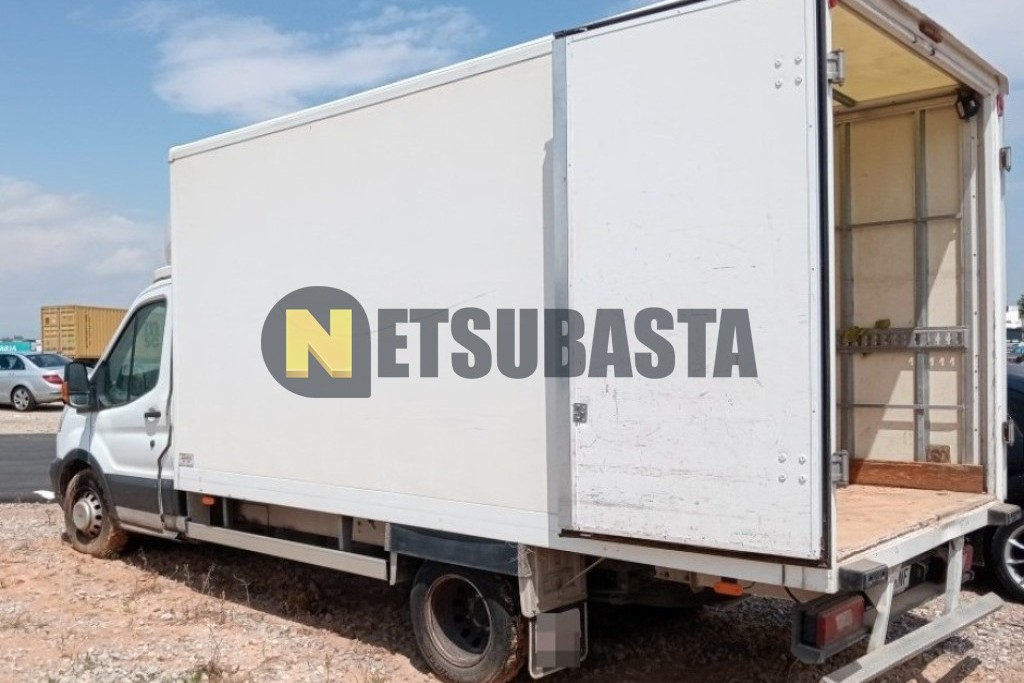 Ford Transit 2.0 TDCi Chasis-Cabina Carrozado 2018