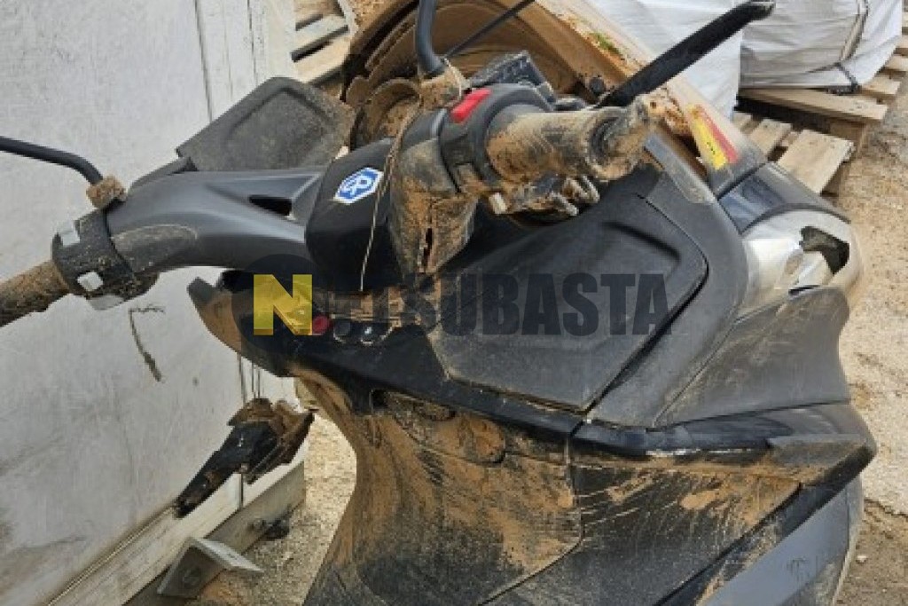Piaggio X10 125 2016