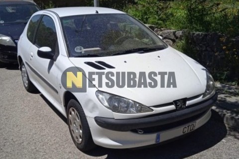 Renault Maxity 2.5 TD 140.456 2012