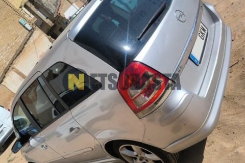 Renault Maxity 2.5 TD 140.456 2012