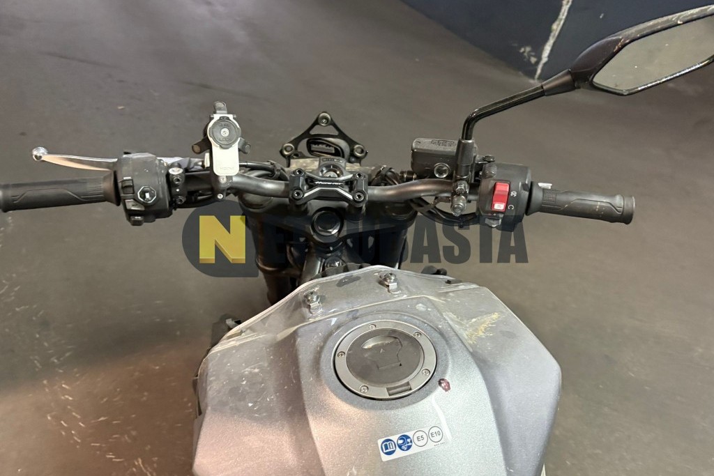 Honda CB 750 2025