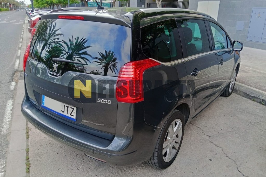 Peugeot 5008 1.6 BlueHDi 2016