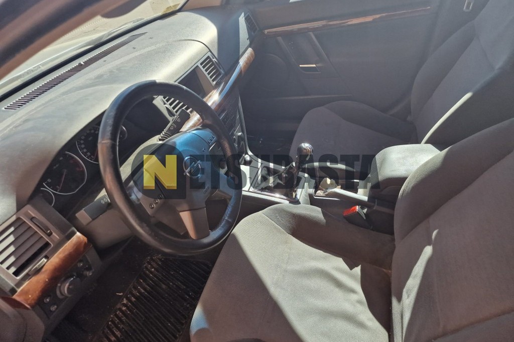 Opel Vectra 2.2 DTI 2004