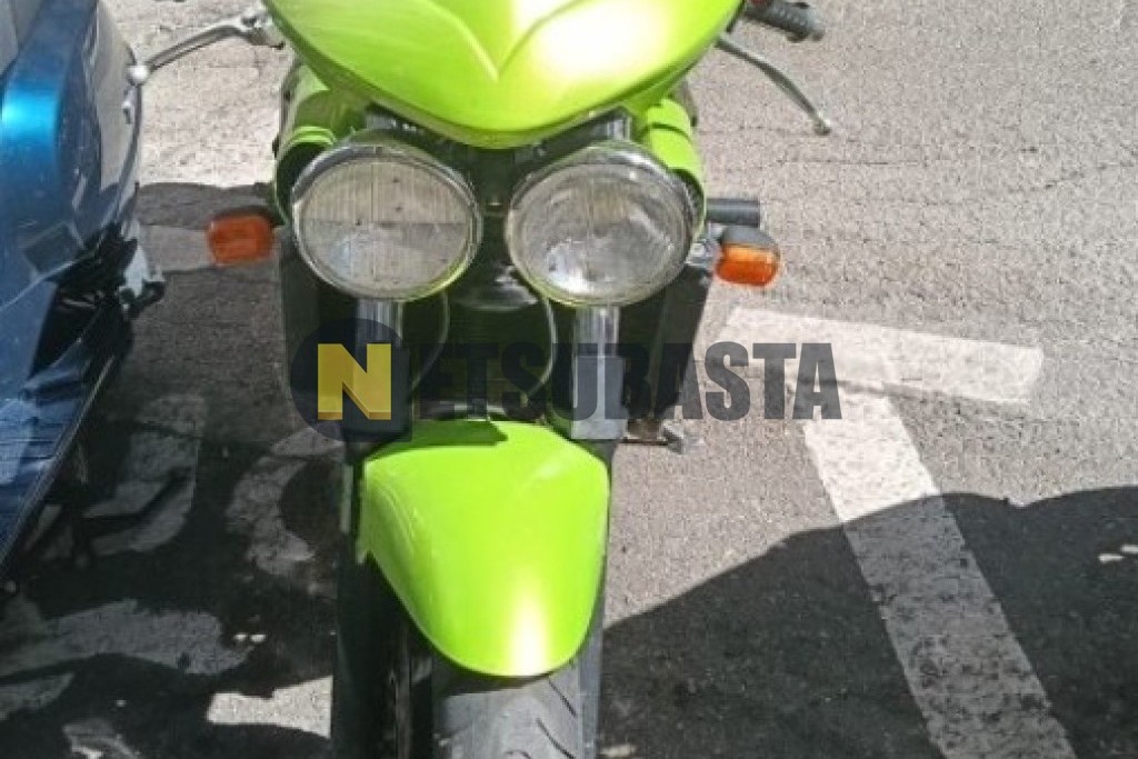 Triumph SPEED Four 2004