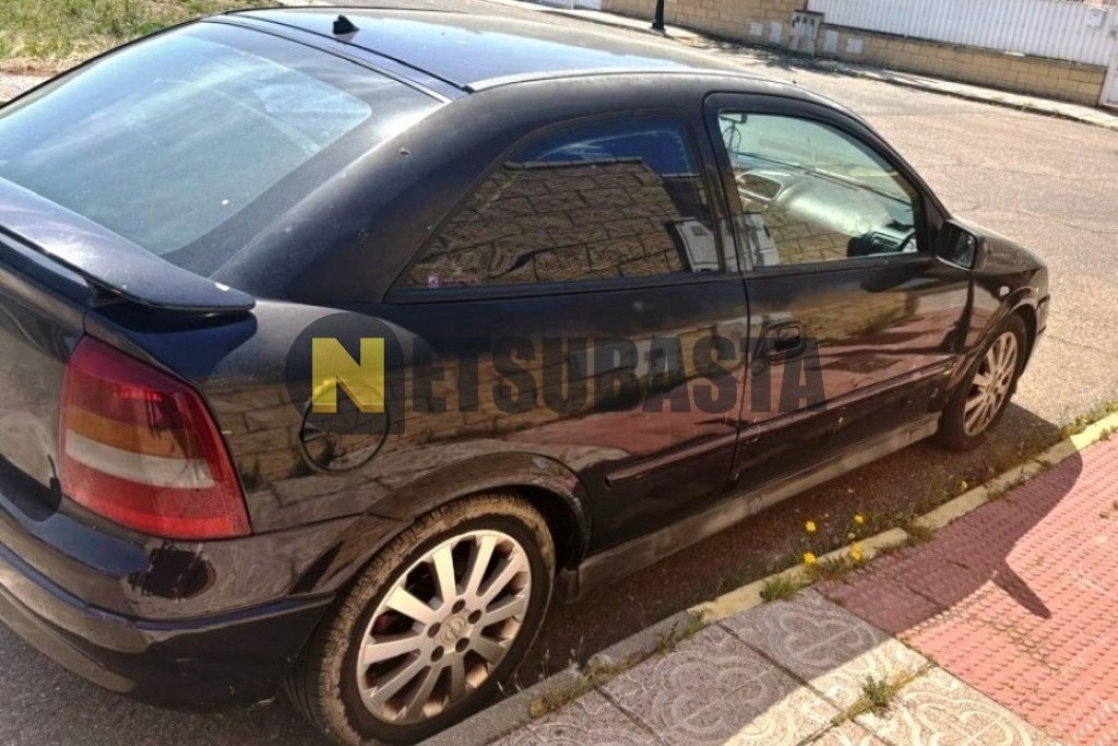 Opel Astra 2.2 DTi 2003