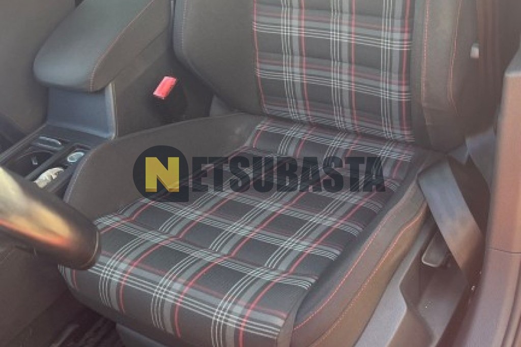 Volkswagen Golf GTI Performance 2.0 TSI 2014