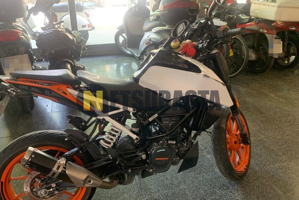 KTM 125 Duke ABS 2023
