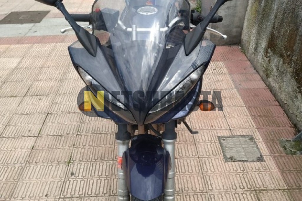 Yamaha FZ6 S 2004