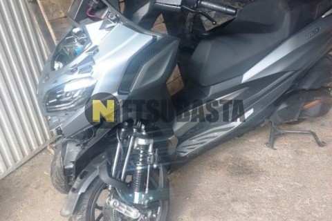 Aprilia SR Max 300 2013
