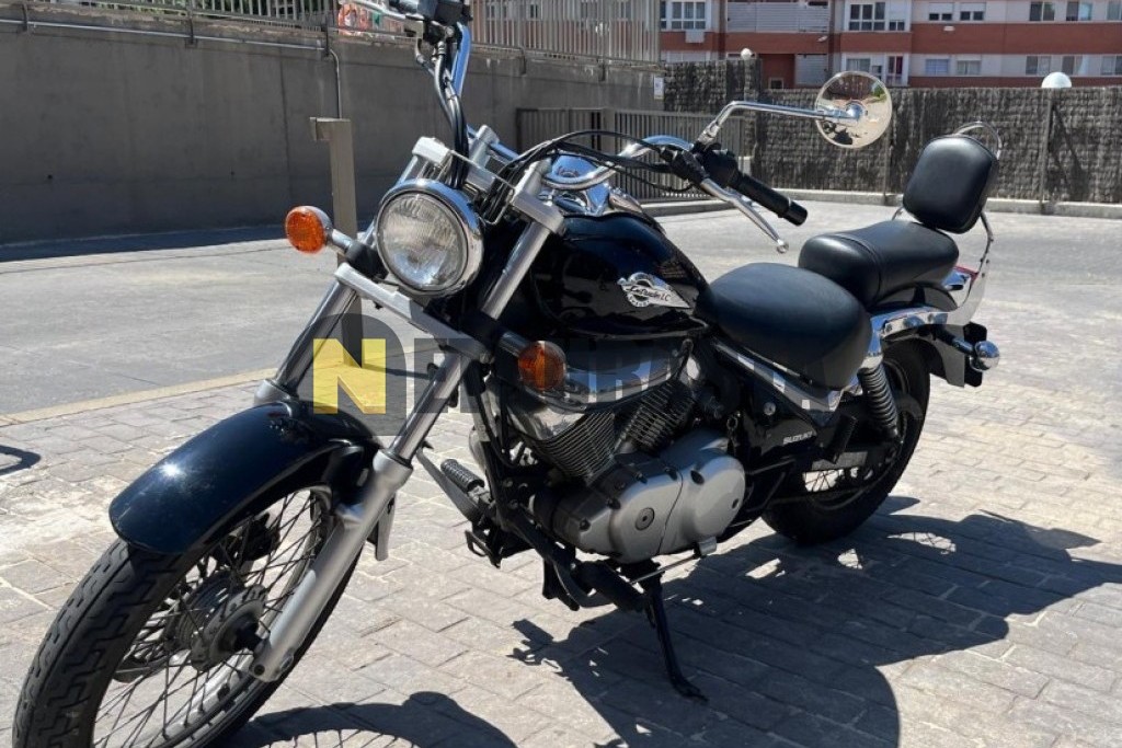 Suzuki Intruder 125 2008