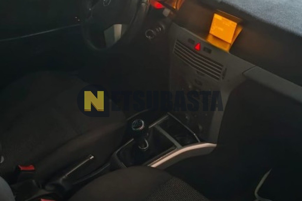 Opel Astra GTC 1.6 2007