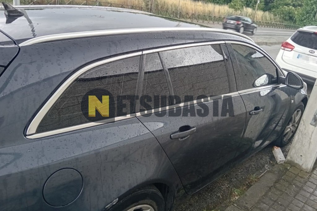 Vauxhall Insignia Sports Tourer 2.0 CDTI 2010