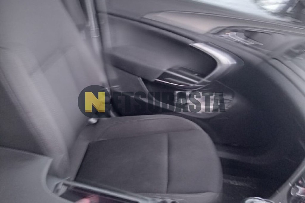 Vauxhall Insignia Sports Tourer 2.0 CDTI 2010