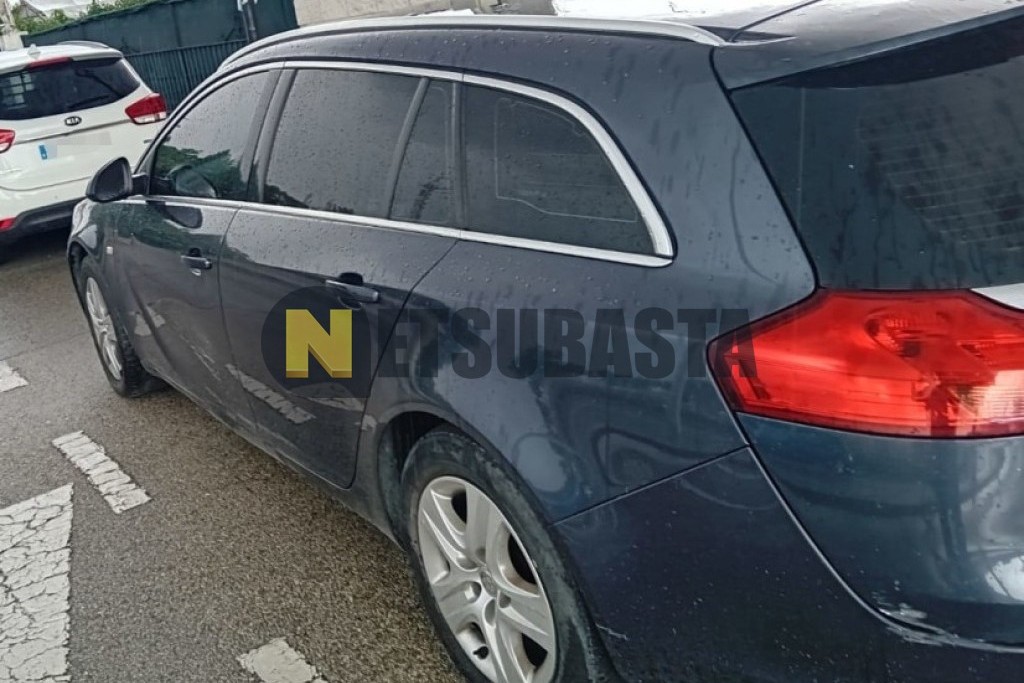 Vauxhall Insignia Sports Tourer 2.0 CDTI 2010