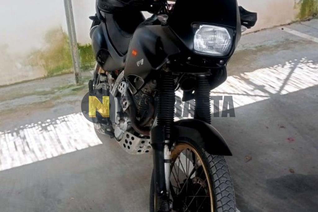 Honda Dominator 650 NX 1994