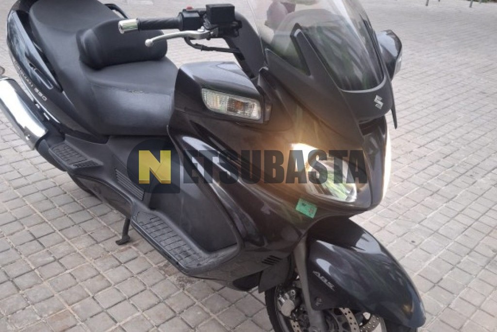 Suzuki BURGMAN 650 Executive 2006