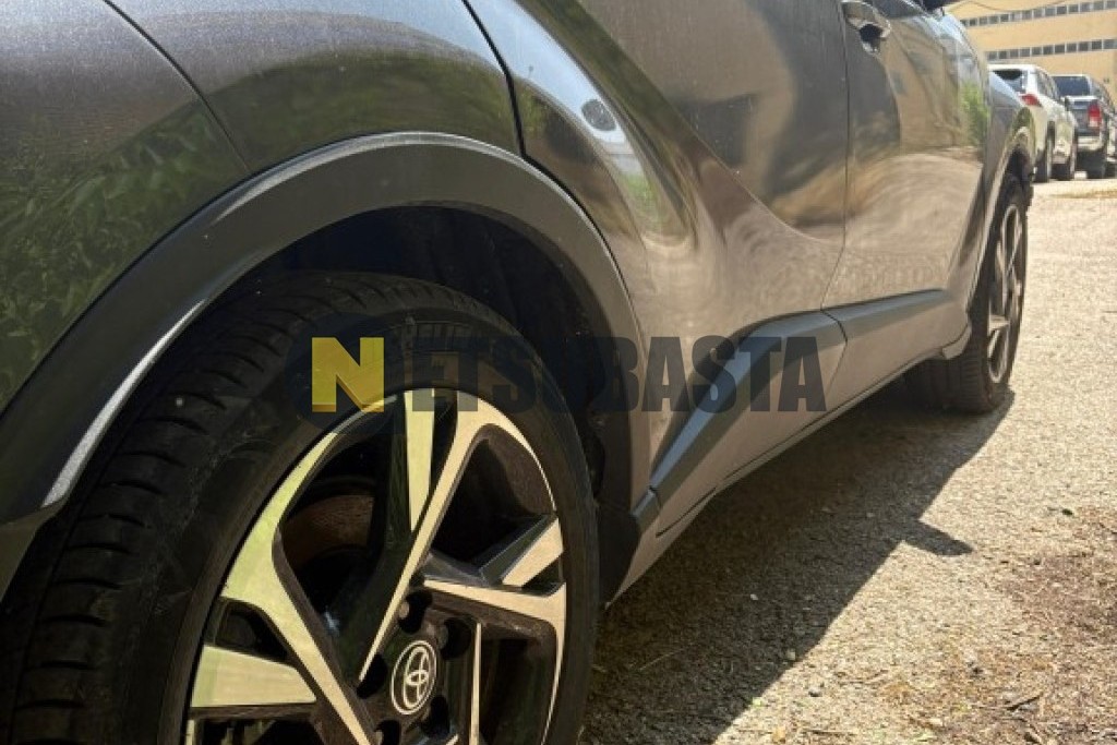 Toyota C-HR 180H 2023