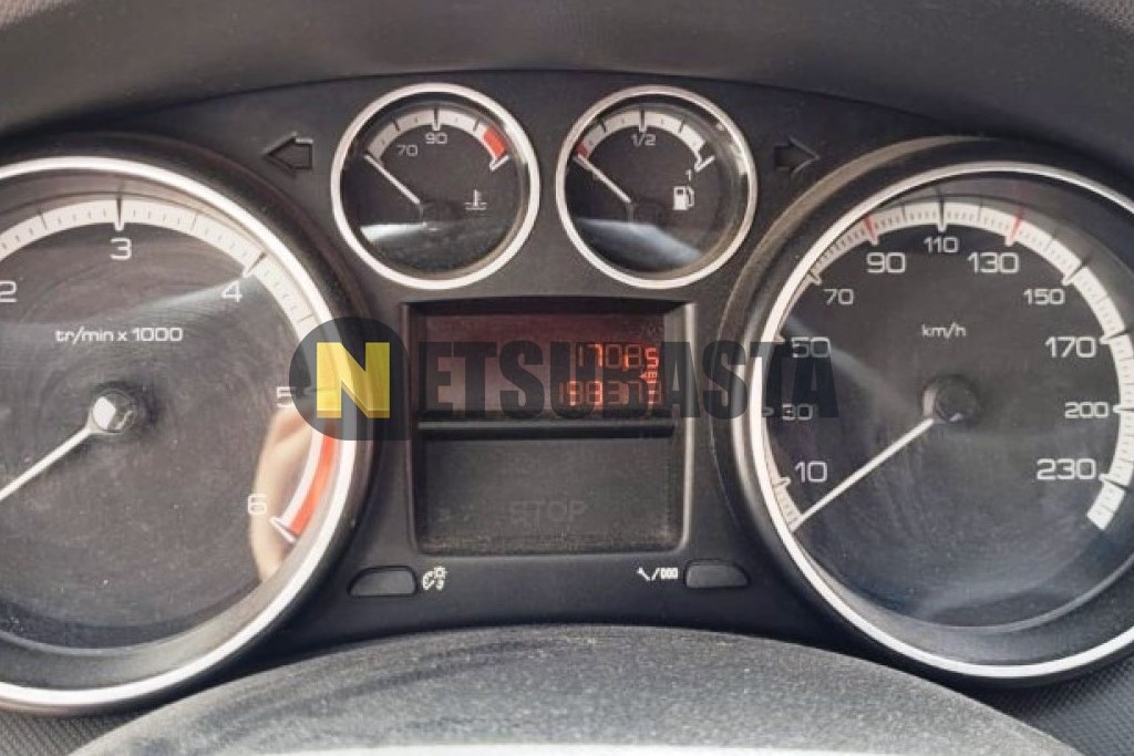 Peugeot 308 1.6 HDi 2011