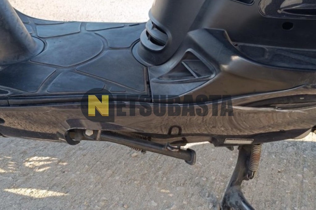 Kymco Grand Dink 125 2012