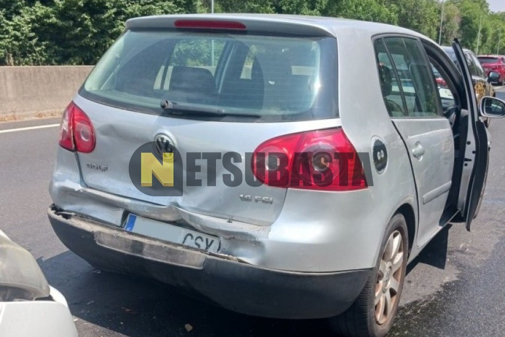 Volkswagen Golf 1.6 FSI 2004