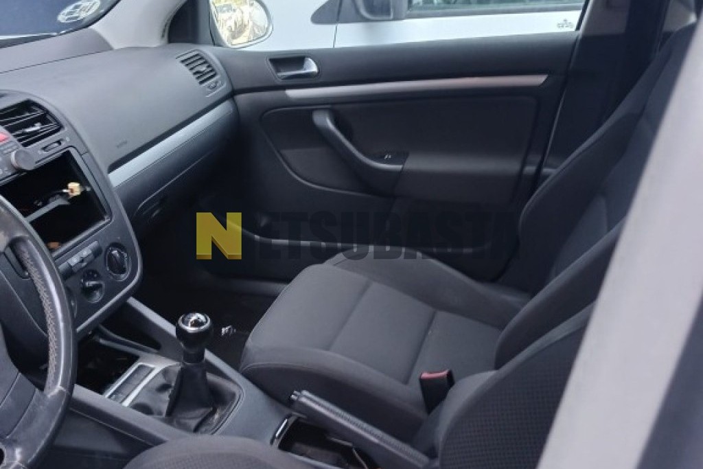 Volkswagen Golf 1.6 FSI 2004