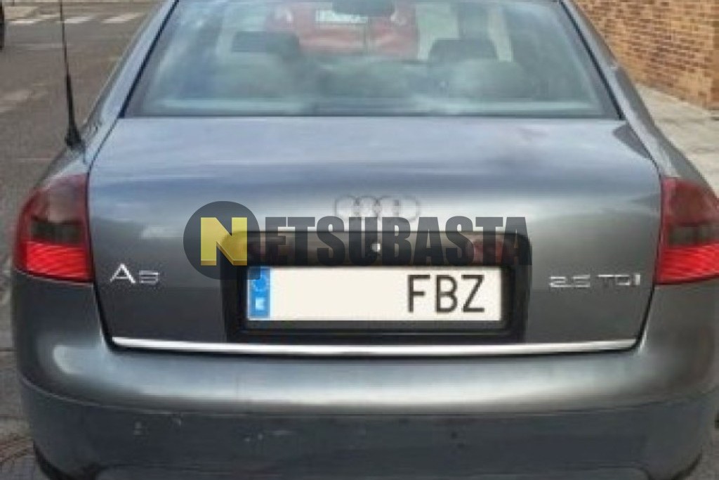 Audi A6 2.5 TDI quattro 2000