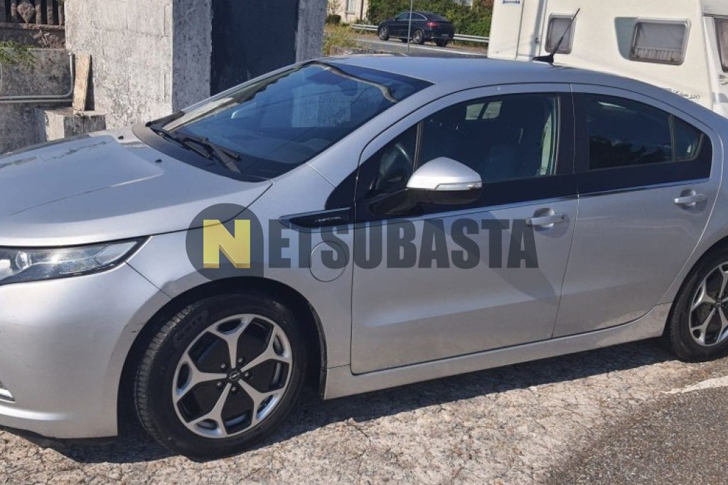Opel Ampera 1.4 2012