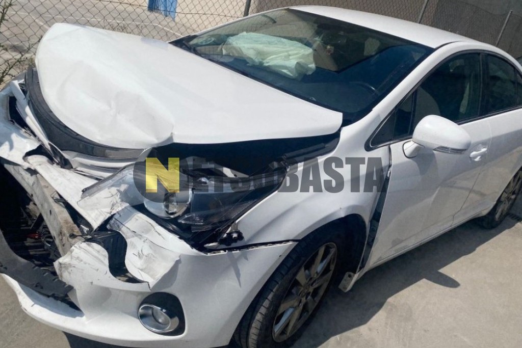 Toyota Avensis 2.0 D4-D 2012