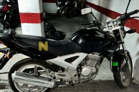 Suzuki GS 500 F 2008