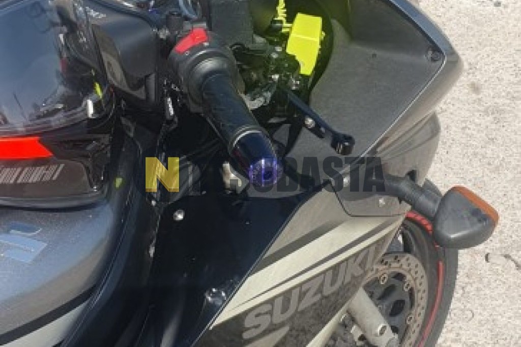 Suzuki GS 500 F 2008