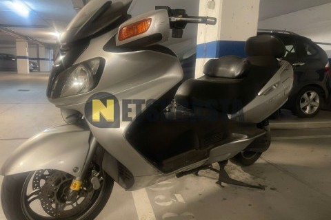 Suzuki GS 500 F 2008