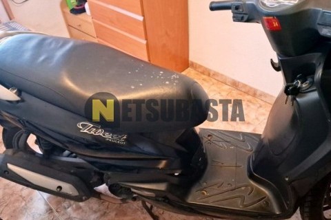 Suzuki AN 650 Burgman 2002