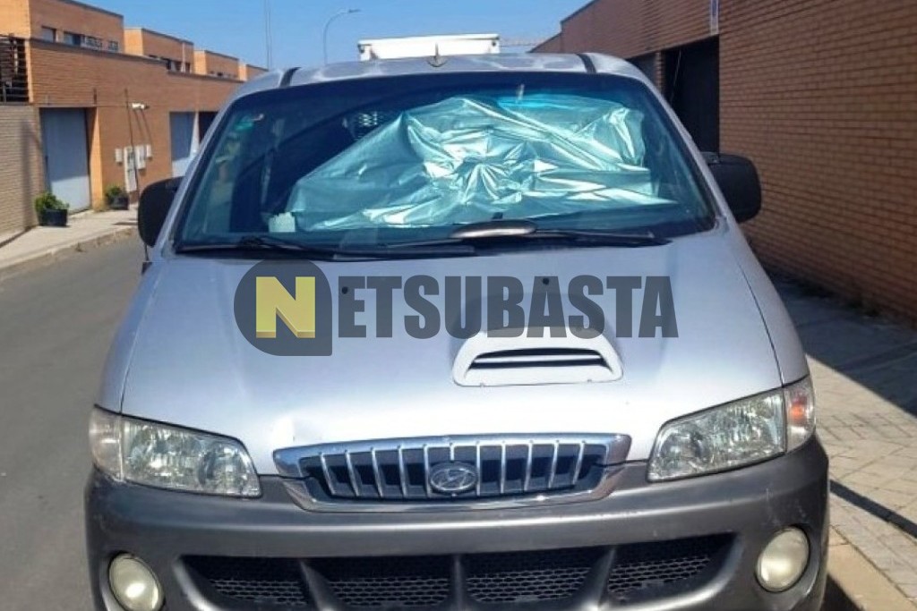 Hyundai H-1 2.5 TCI 2003