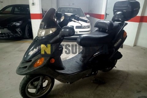 Suzuki AN 650 Burgman 2002