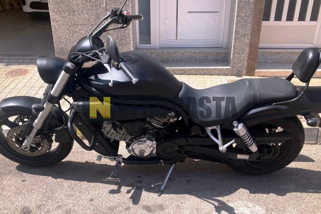 Hyosung 650 AQUILA 2006