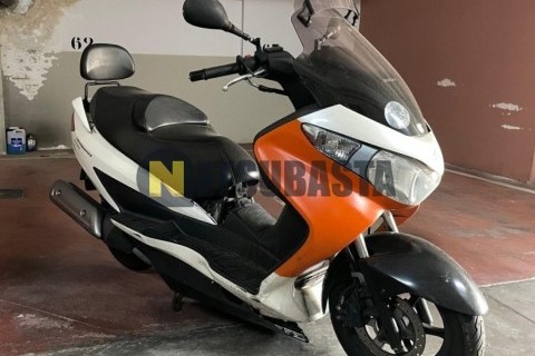 Vespa GTS 125 2008