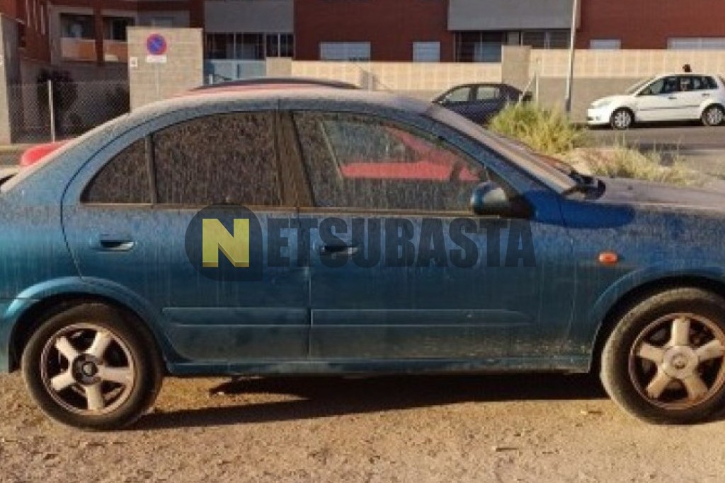 Nissan Almera 2.2Di 2001