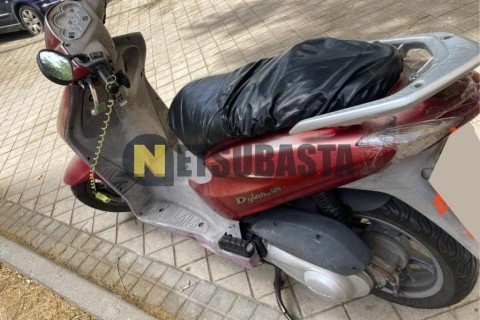 Vespa GTS 125 2008