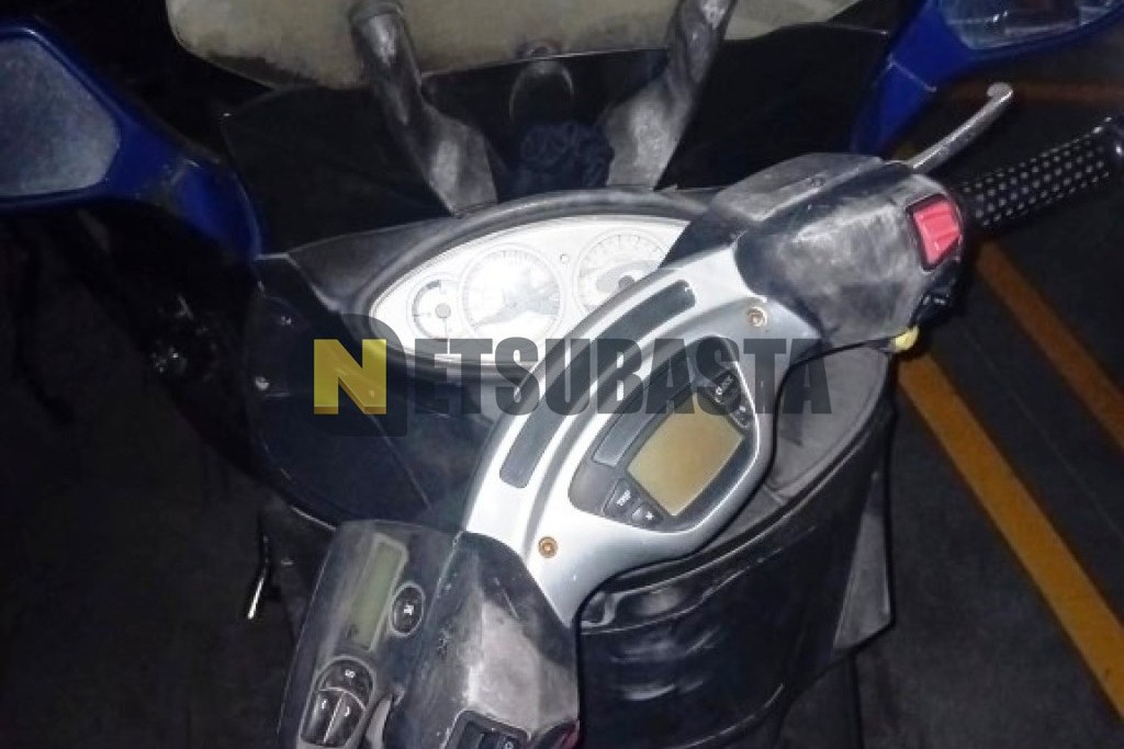 Piaggio X9 500 2005