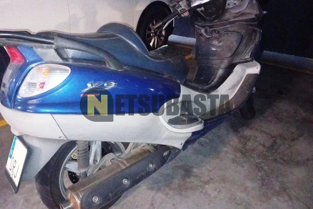 Piaggio X9 500 2005