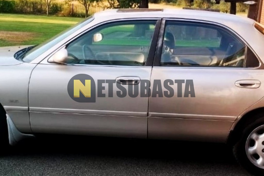 Mazda 626 2.5i Aut. 1992