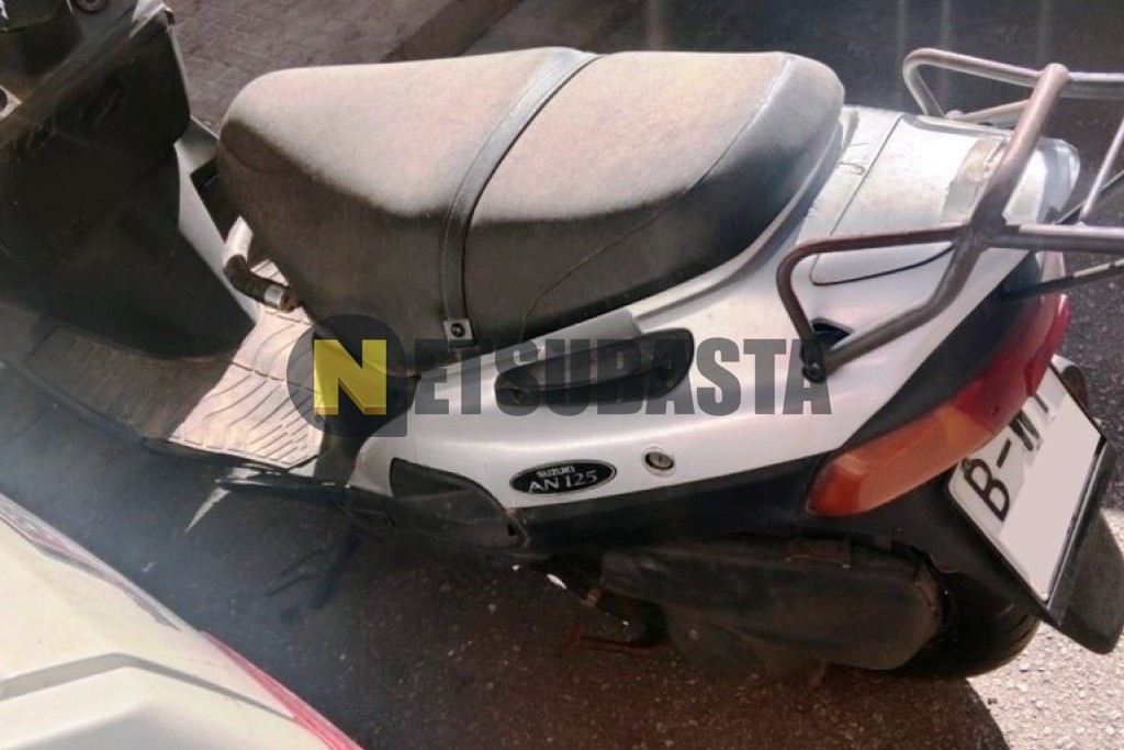 Suzuki AN 125 2000