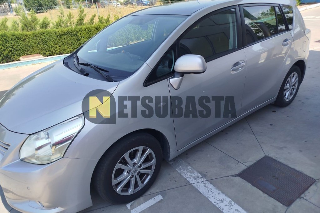 Toyota Verso 2.0 D-4D 2011