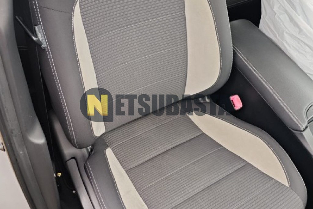 Toyota Avensis Touring Sports 150D 2015
