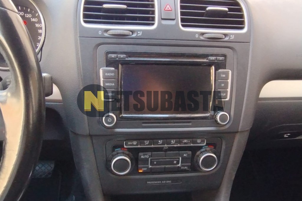 Volkswagen Golf 1.6 TDI DSG 7 vel. 2010