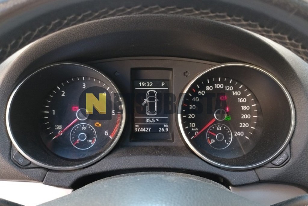 Volkswagen Golf 1.6 TDI DSG 7 vel. 2010