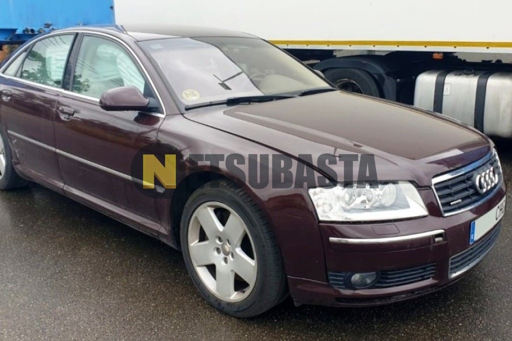Audi A8 3.7 quattro tiptronic 6 vel. 2003
