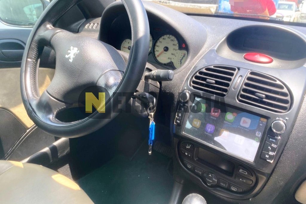 Peugeot 206 1.4 Aut. 2001