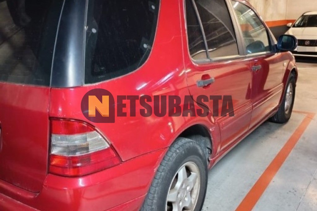 Mercedes-Benz ML 270 CDI 2001